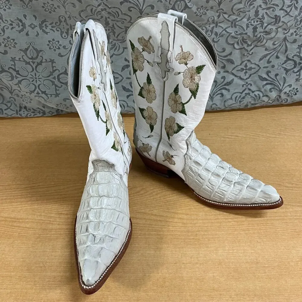 Rodeo Bravo White floral Boots Size 7